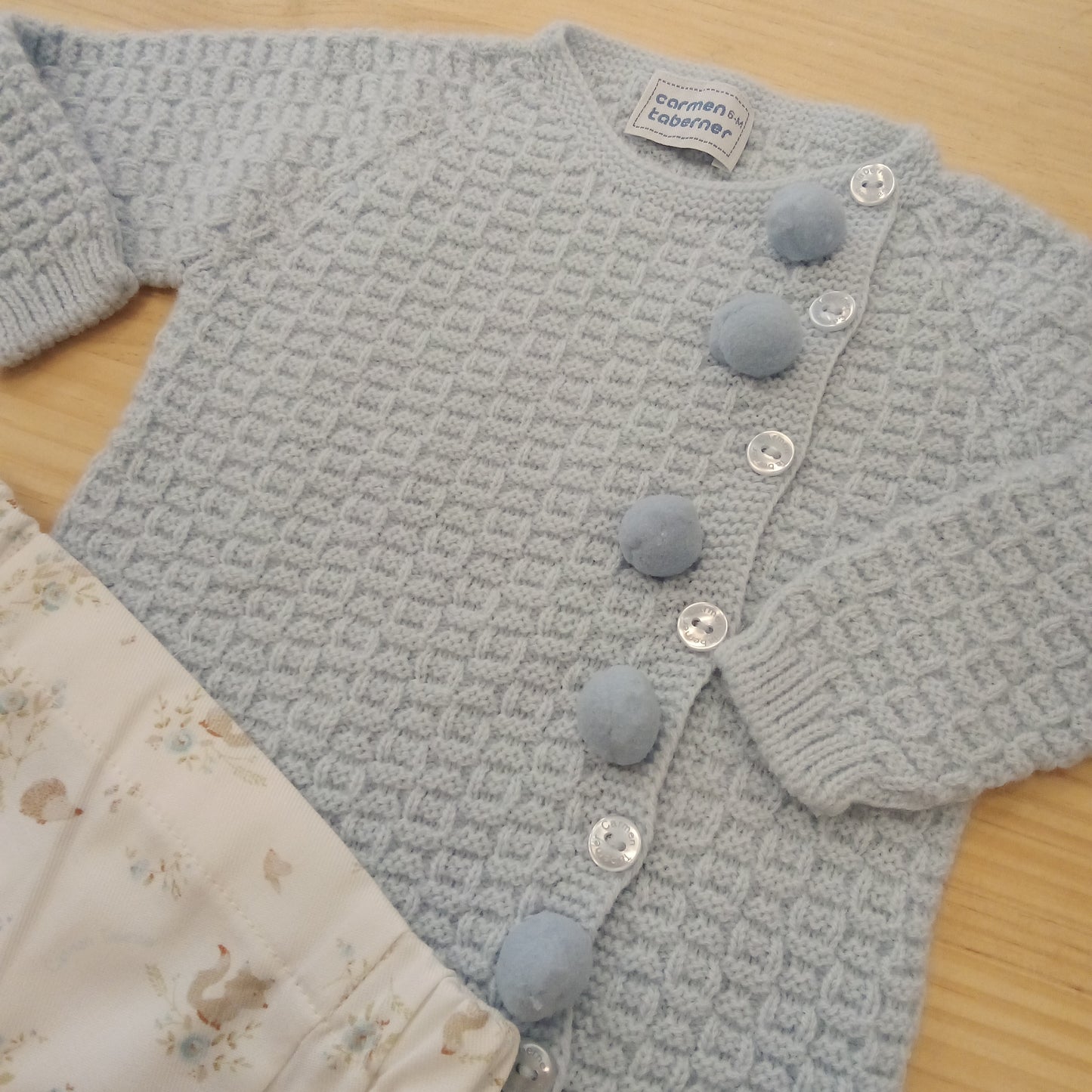 Conjunto pompones y zorritos
