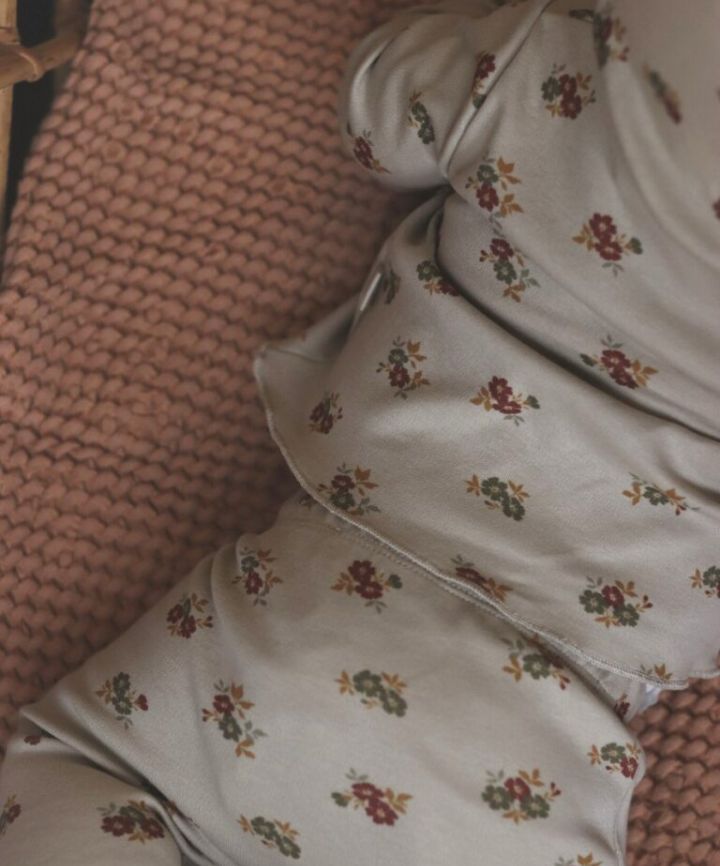 Conjunto casaca y polaina Flowers