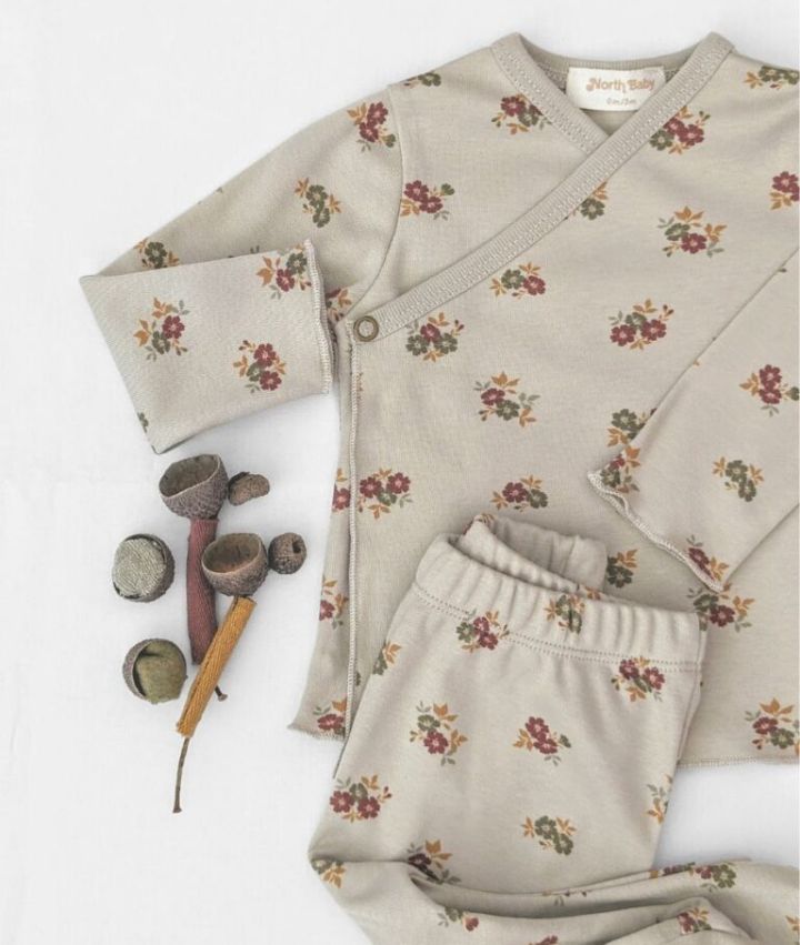 Conjunto casaca y polaina Flowers
