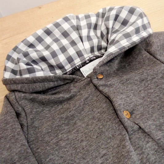 Sudadera gris oscuro