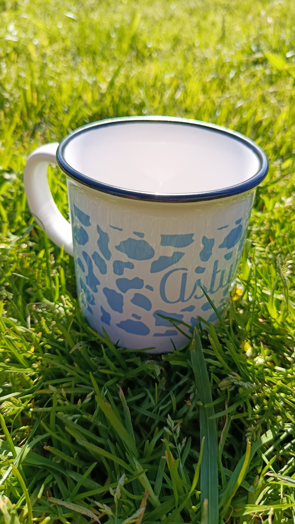 Taza asturianín